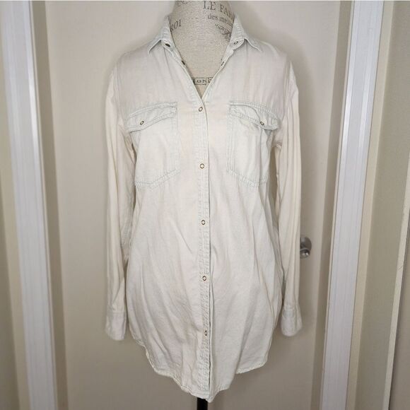 Cotton Denim Buttondown Shirt - Picture 1 of 9